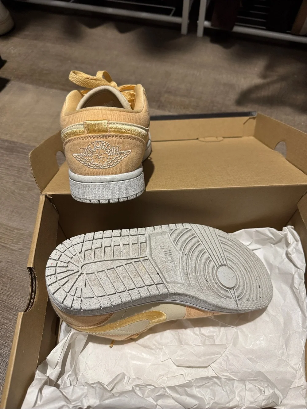 Nike low top